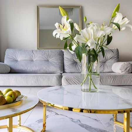 Mira Apartments กดัญสก์ ภายนอก รูปภาพ