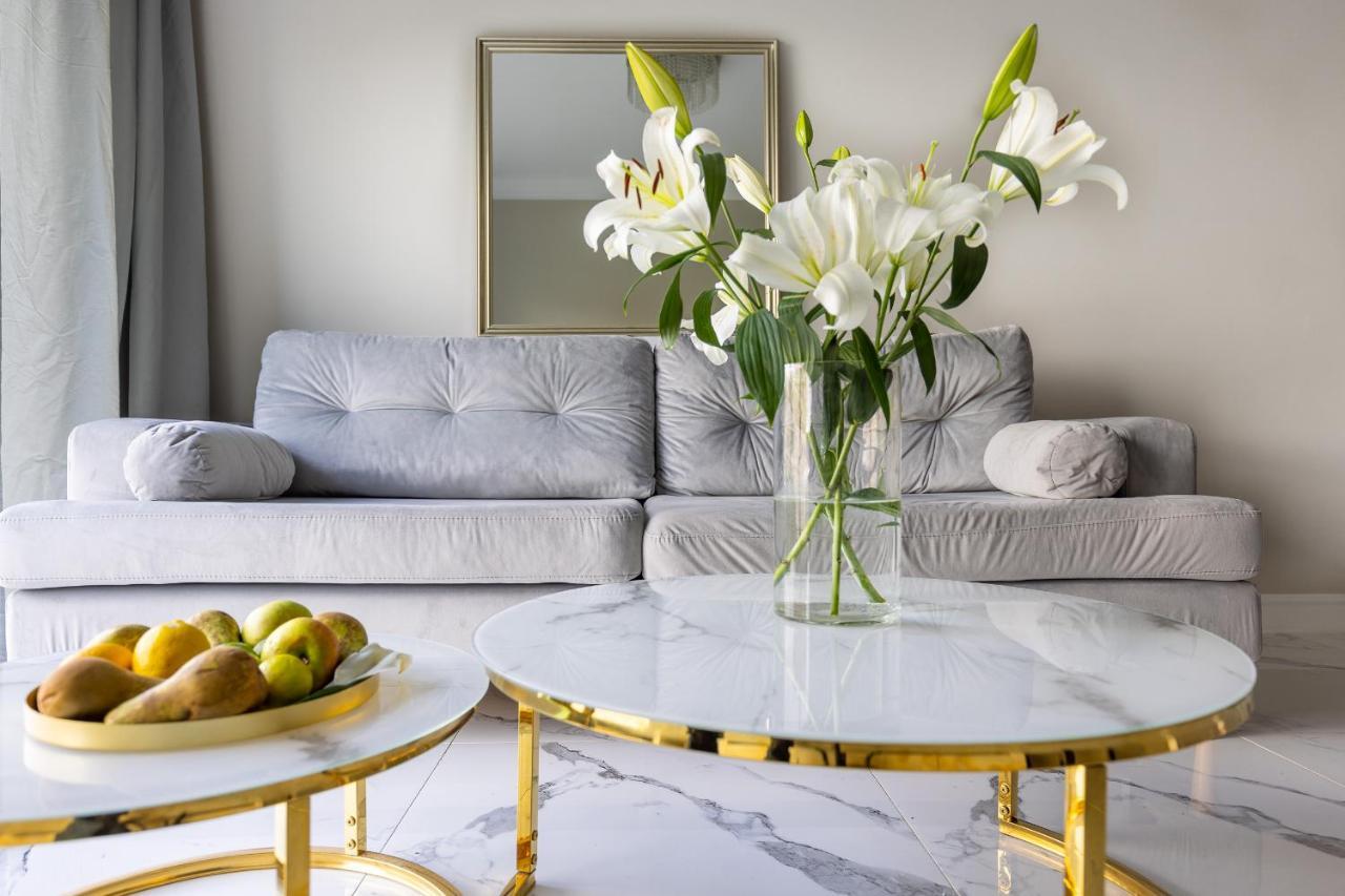 Mira Apartments กดัญสก์ ภายนอก รูปภาพ