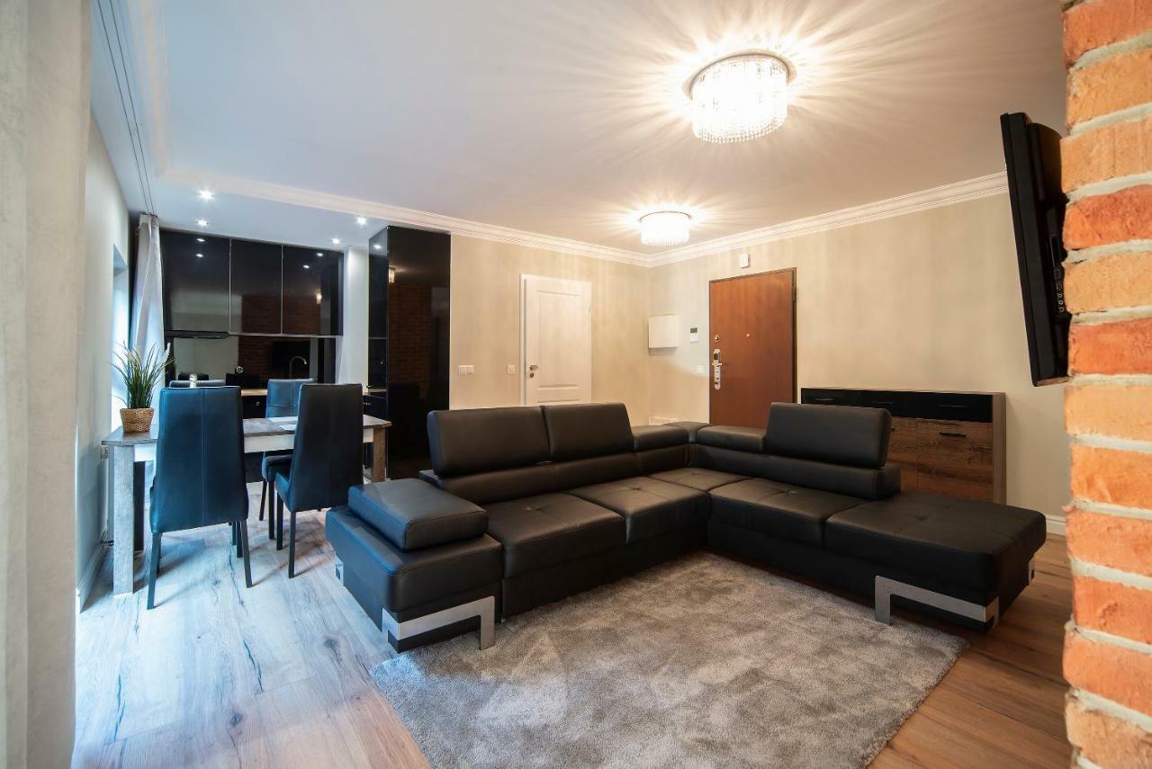 Mira Apartments กดัญสก์ ภายนอก รูปภาพ